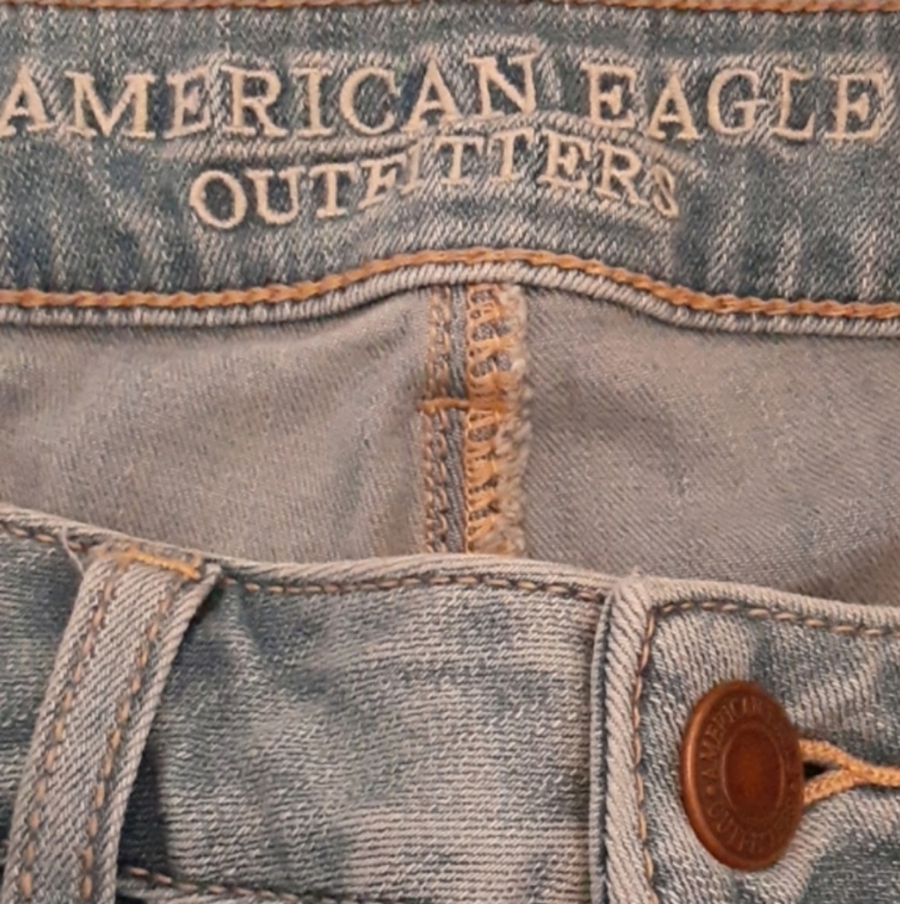 American Eagle size 6 jeans - Picture 3 of 5
